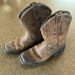 Kids Ariat square toe